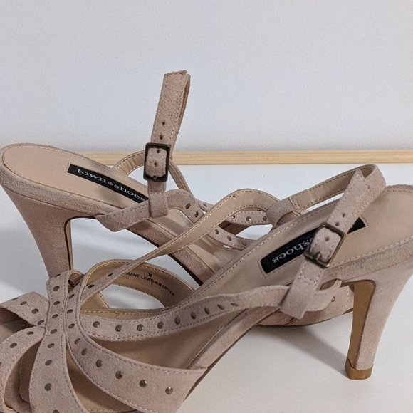 Town Shoes Blush/Nude Sandals - Picture 7 of 9